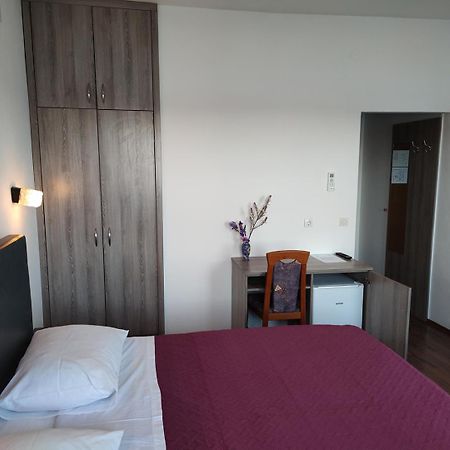 Pansion Alen - Dugi Otok Bed & Breakfast Luka  ภายนอก รูปภาพ