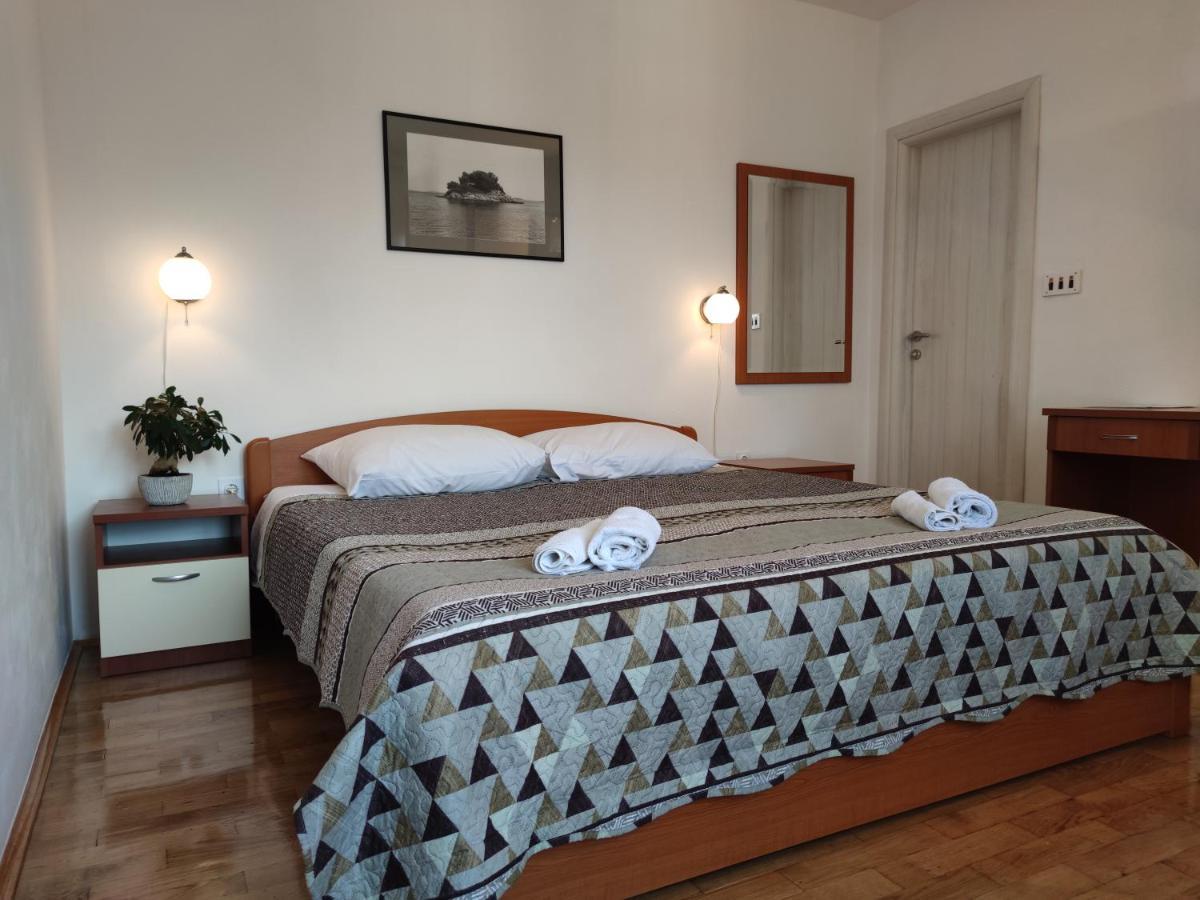Pansion Alen - Dugi Otok Bed & Breakfast Luka  ภายนอก รูปภาพ