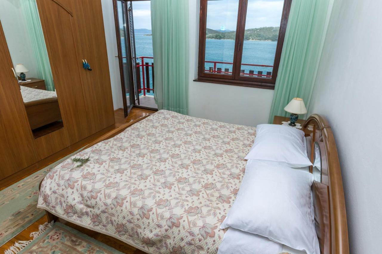 Pansion Alen - Dugi Otok Bed & Breakfast Luka  ภายนอก รูปภาพ