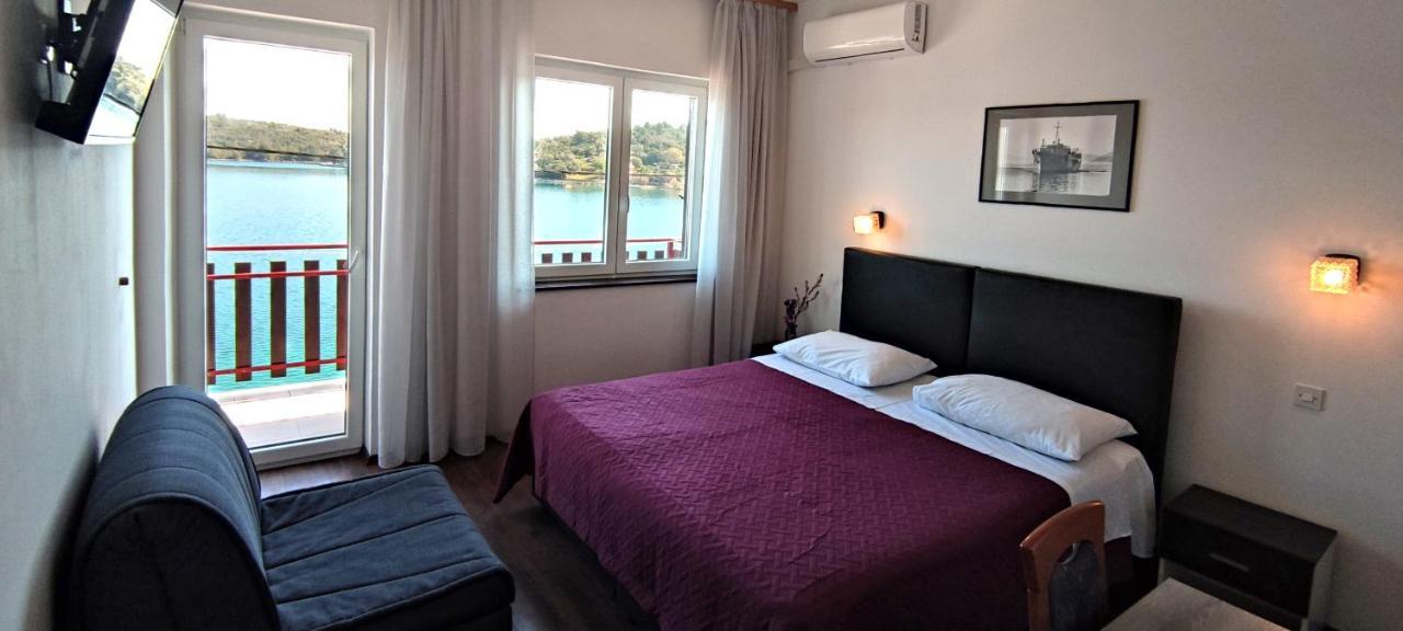 Pansion Alen - Dugi Otok Bed & Breakfast Luka  ภายนอก รูปภาพ