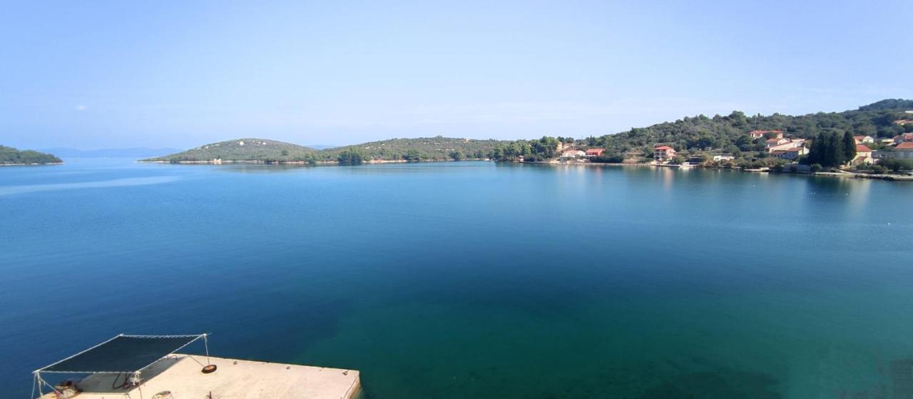 Pansion Alen - Dugi Otok Bed & Breakfast Luka  ภายนอก รูปภาพ