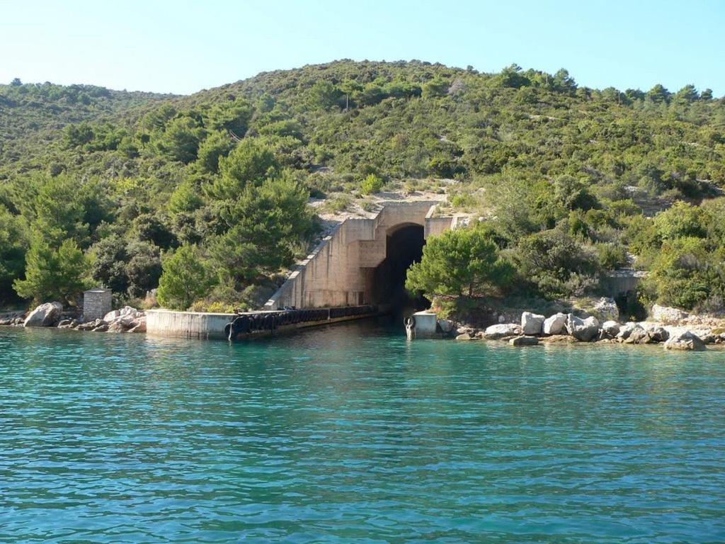 Pansion Alen - Dugi Otok Bed & Breakfast Luka  ภายนอก รูปภาพ