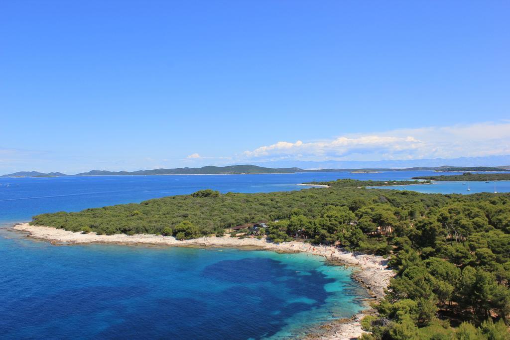 Pansion Alen - Dugi Otok Bed & Breakfast Luka  ภายนอก รูปภาพ